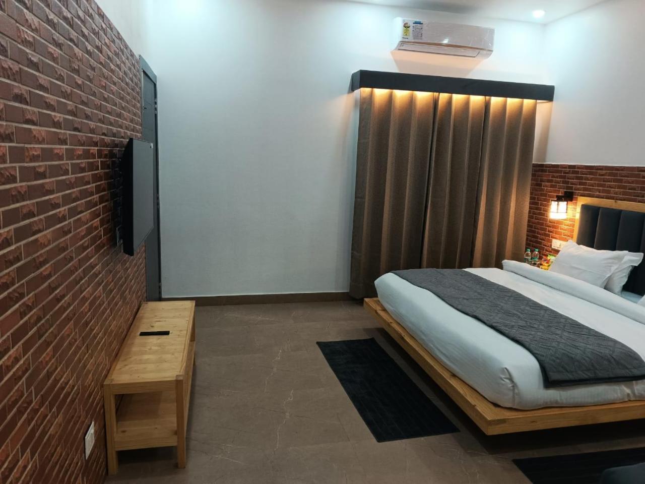 Red Roof Inn 兰纳加 外观 照片